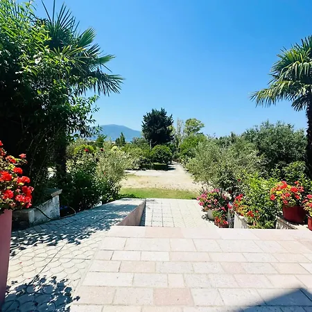 Paros Family Place Radhime Hotel