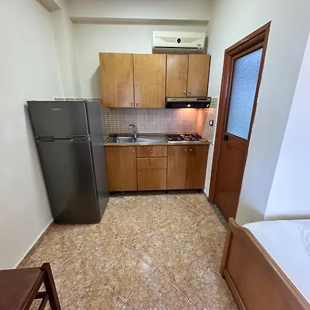Paros Family Place Radhime