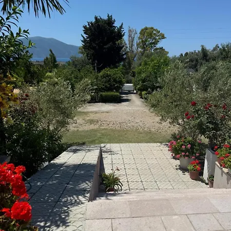 Paros Family Place Radhime Hotel
