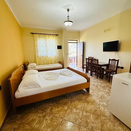 Paros Family Place Radhime 3*