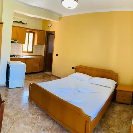 Paros Family Place Radhime Vlorë