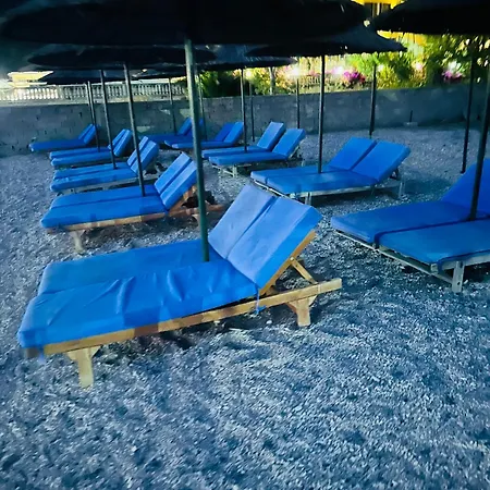 Paros Family Place Radhime 3*